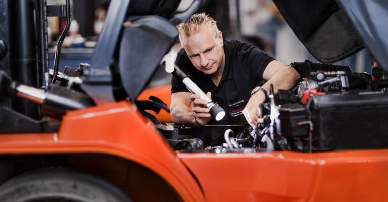 Book service | Toyota Material Handling Australia